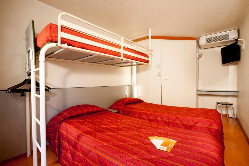 Premiere Classe Lyon Est Aeroport Saint Exupery Rom bilde